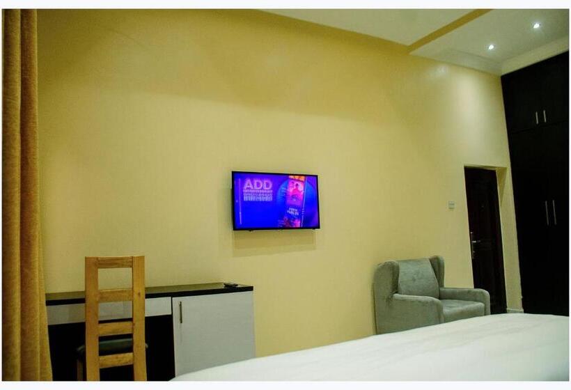 اتاق لوکس با تخت بزرگ, House 7a