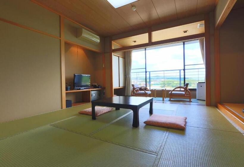 이코노미 트리플 룸, 南郷温泉 二葉屋