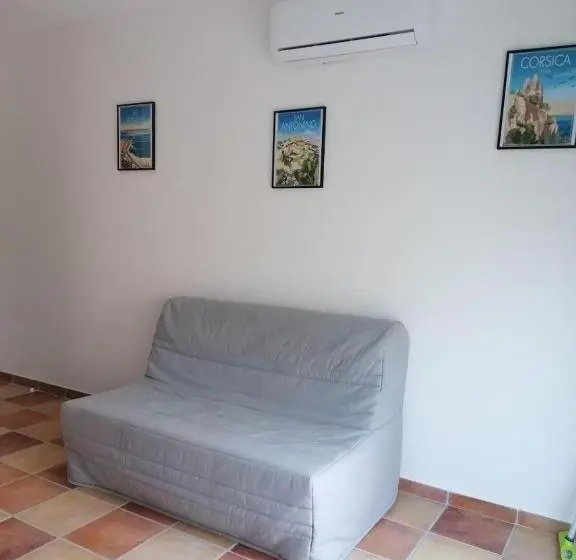 庭の見える1ベッドルームアパートメント, A Casa Assulanatta