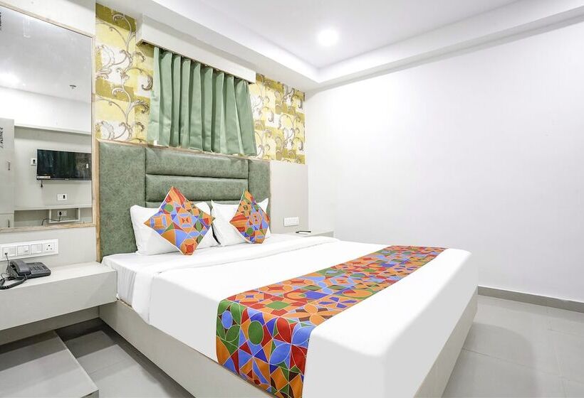 Quarto Deluxe, Fabhotel Grey Sky