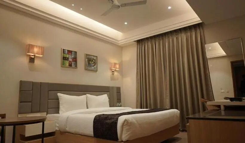 Deluxe-huone, Alwar Royals