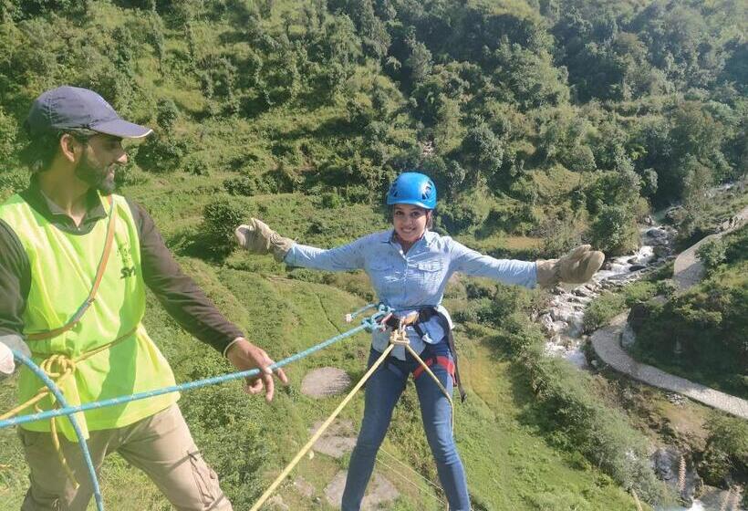 سوییت با چشم‌انداز کوه, The Himalaya Retreat Resort, Experience Nature In The Lap Of Himalayas