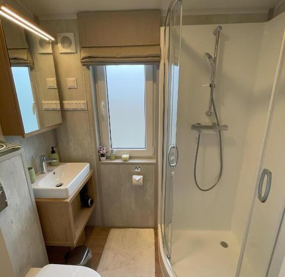 Четырехместный Номер Стандарт, Tinyhaushotel Campingpark Nabburg