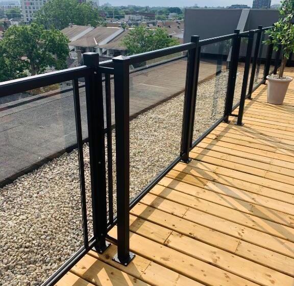 디럭스 스튜디오, Westview Luxury Suites