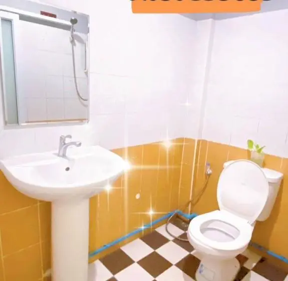 Standard-huone Parveke, โรงแรมเอ็น.เจ. ธาตุพนม