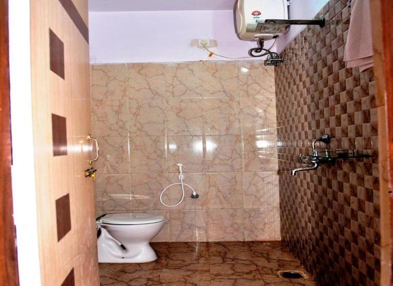 חדר דלוקס, Royal Guest House, Gaya