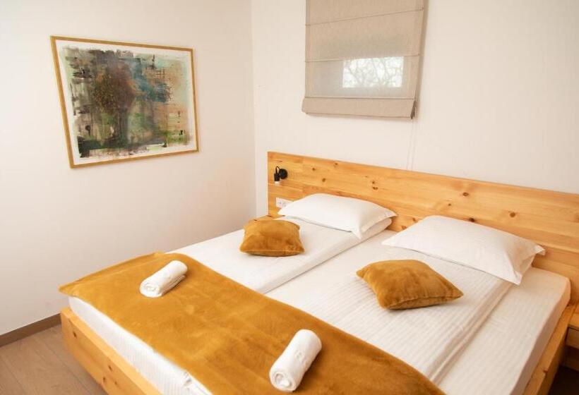 اتاق استاندارد, Vila Ana