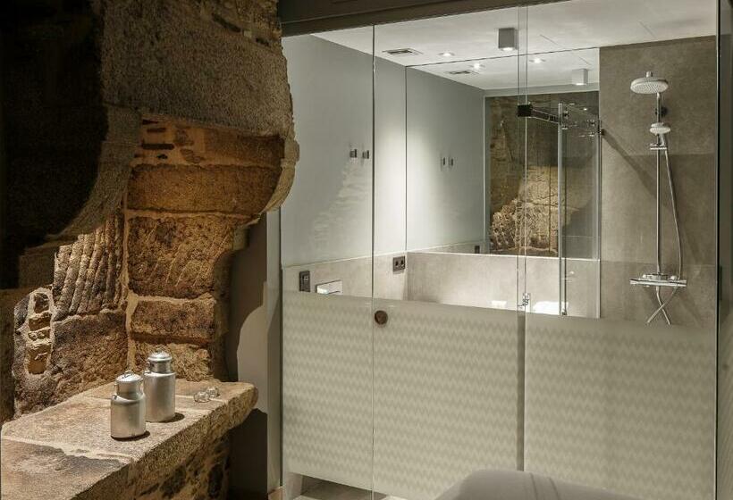 スタンダードルーム, Atalaia