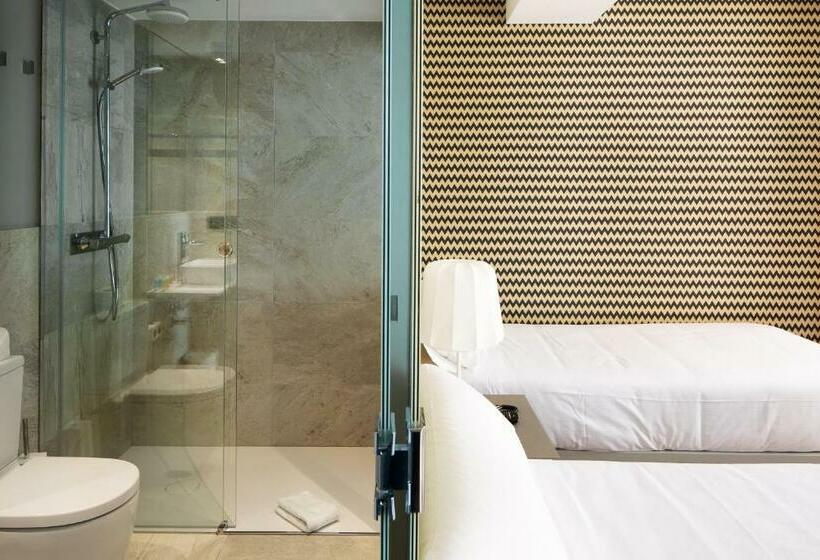 スタンダードルーム, Atalaia