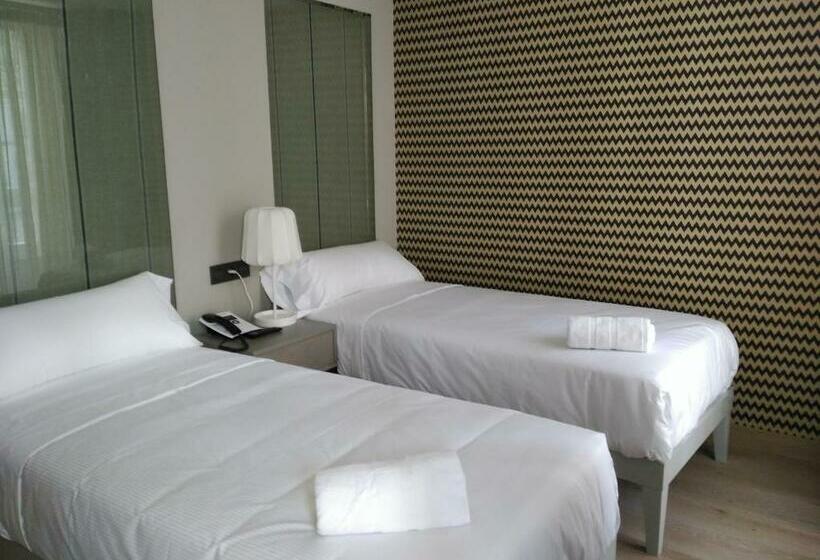 スタンダードルーム, Atalaia