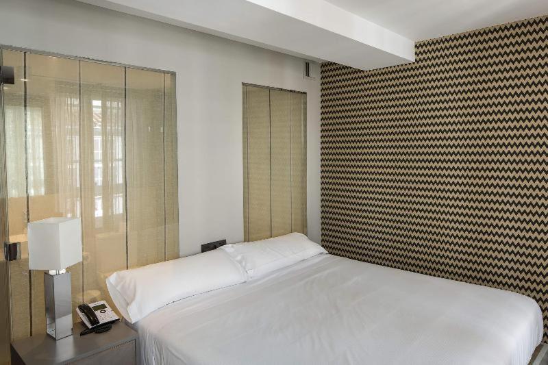 スタンダードルーム, Atalaia