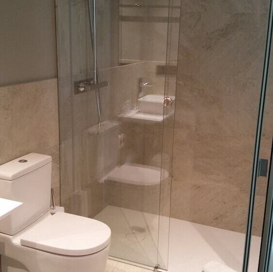 シングルベーシックルーム, Atalaia