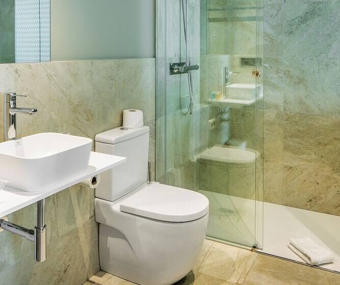 スタンダードルーム, Atalaia