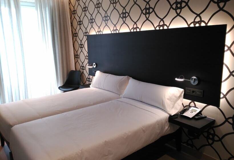 スタンダードルーム, Atalaia