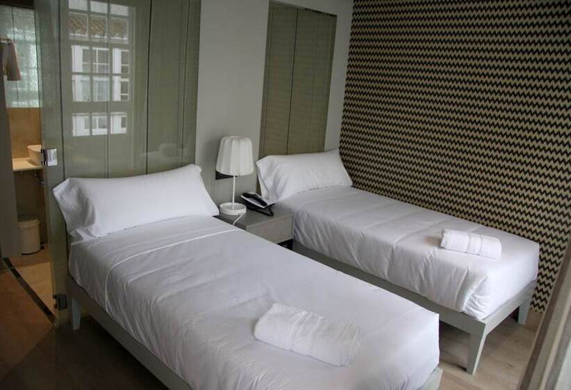 スタンダードルーム, Atalaia