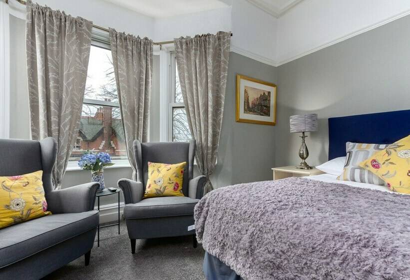 スタンダードルーム, The Limes