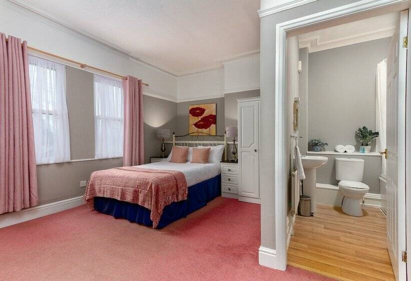 スタンダードルーム, The Limes