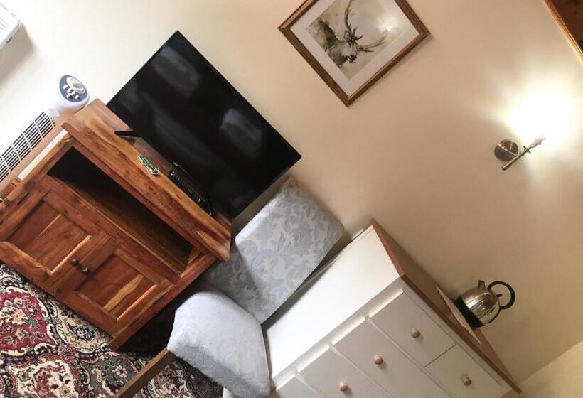 Номер Стандарт Трехместный, The Stables At Whaplode Manor