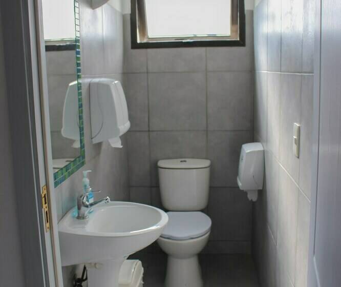 سرير فى غرفة مشتركه, Hostel De Los Colores