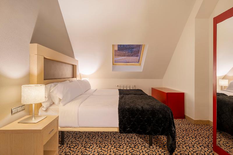 비즈니스룸, Empire Suites