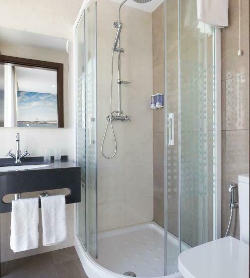 Camera Standard, Fenicius Charme