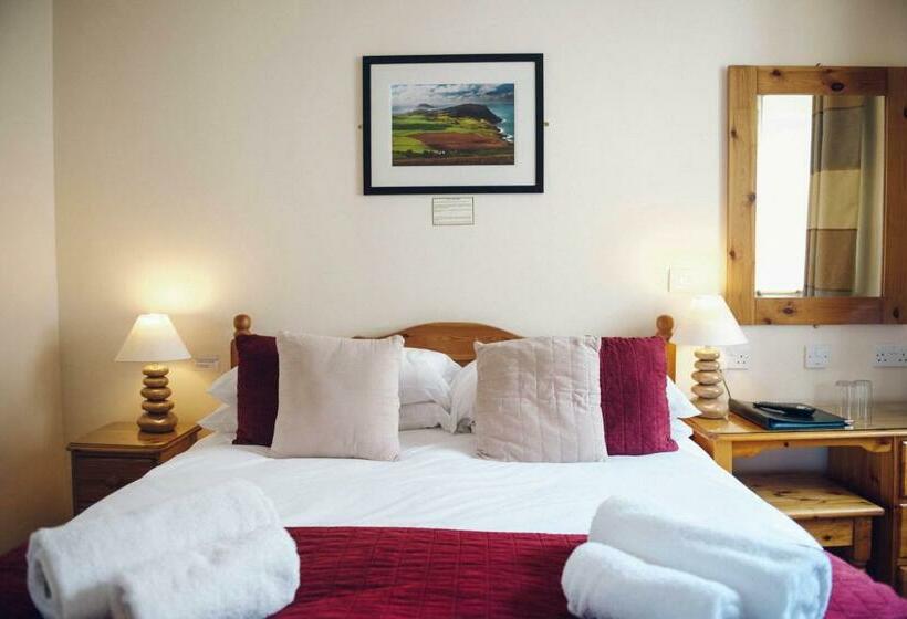 Номер Стандарт, Gwesty Ty Newydd