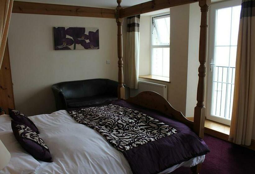 Люкс Вид на Море, Gwesty Ty Newydd