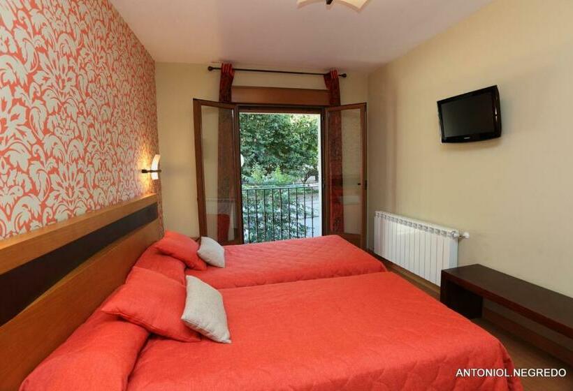 اتاق سوپریور, Hc Siguenza