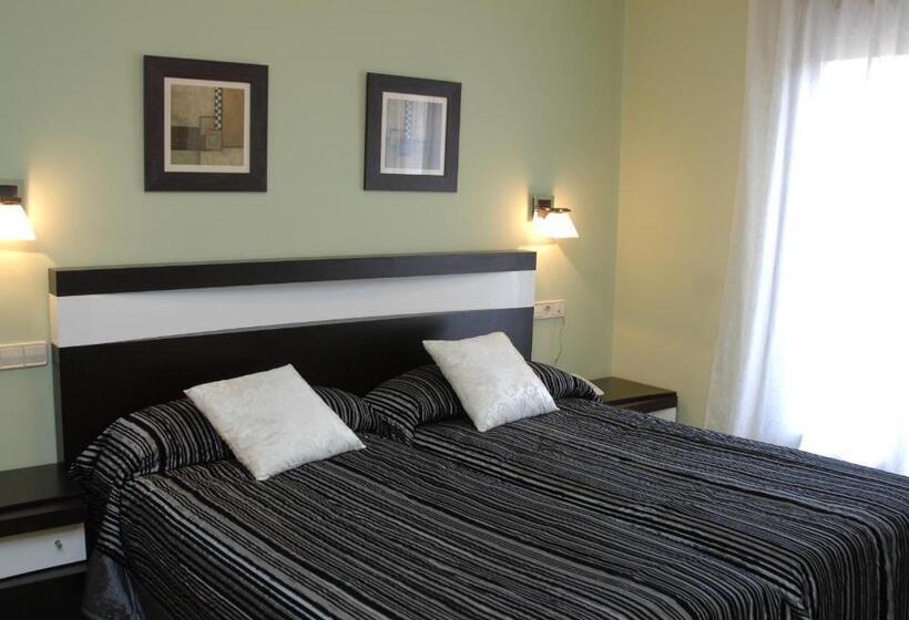 Romantic Room, Hc Siguenza