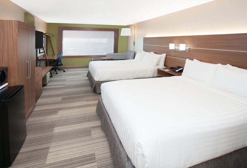 适合残疾人士使用的套间, Holiday Inn Express & Suites   Sterling Heights Detroit Area, An Ihg