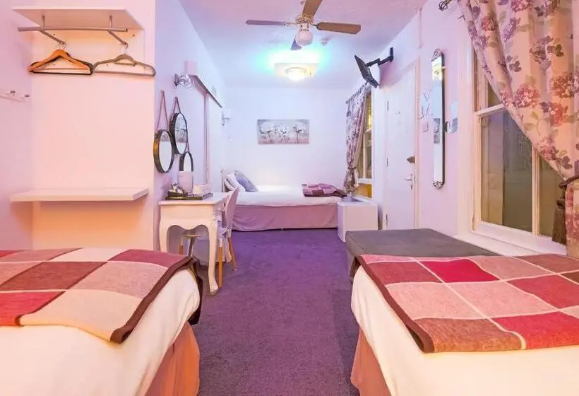 Deluxe Kolmen Hengen Huone Merinäkymä, Mj Kingsway, Cleethorpes Seafront
