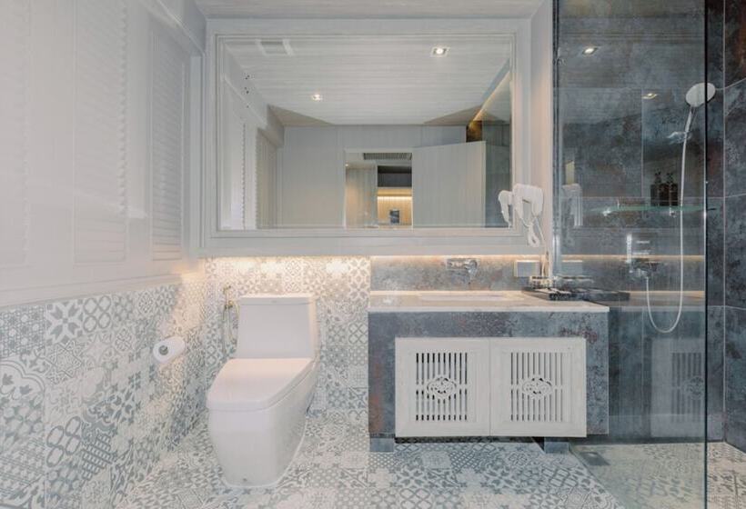 豪华房间, Tide Phuket Beach Front