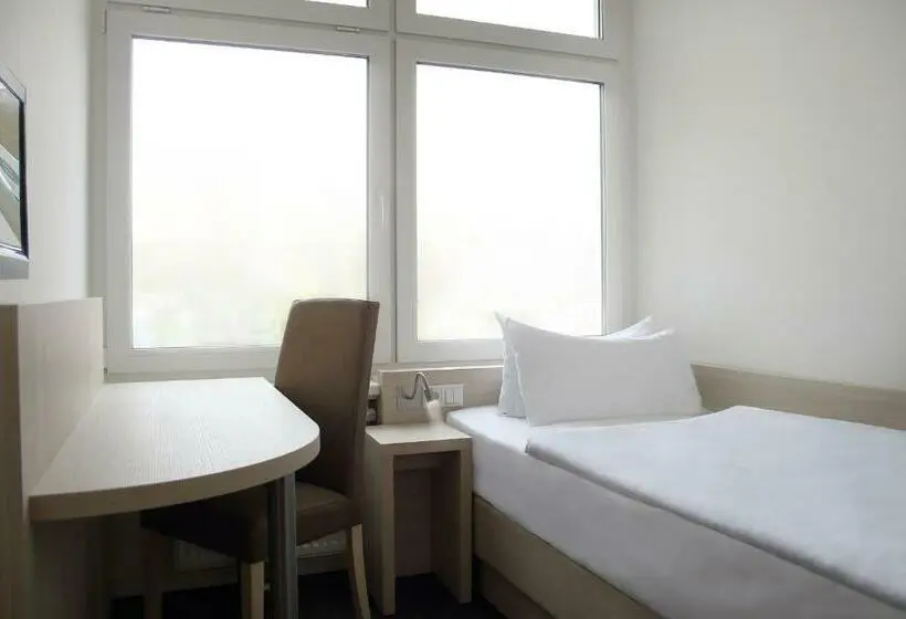Basic Yhden Hengen Huone, Viva Hotel Lübeck