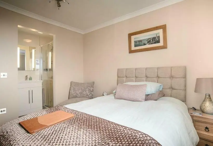 Basic-huone, Jannel Bed & Breakfast