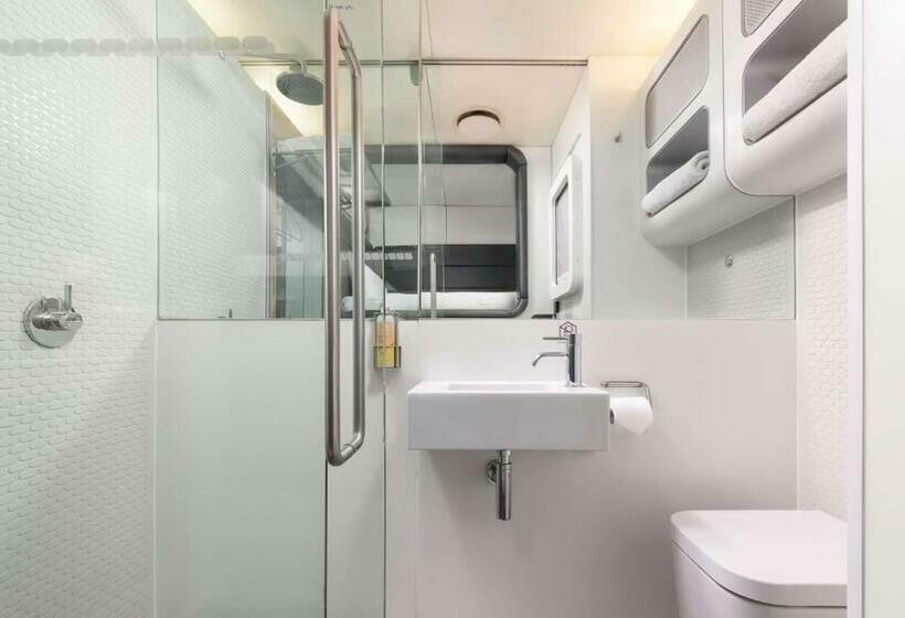 חדר סטנדרט יחיד, Yotelair London Gatwick Airport