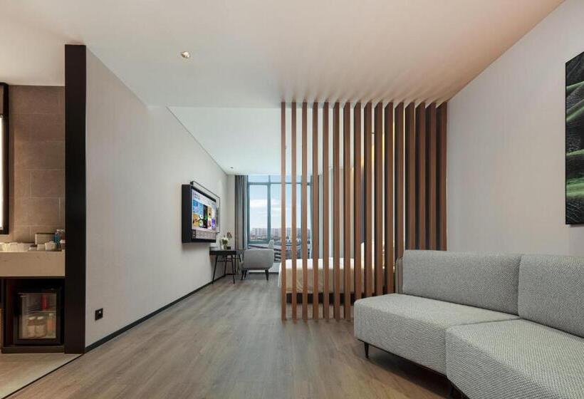 Номер Стандартный с Видом, Atour Hotel Foshan Chancheng Zhangcha