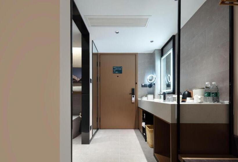 חדר סטנדרט עם מיטת קינג, Atour Hotel Xiamen Xiang An Torch Industrial Park