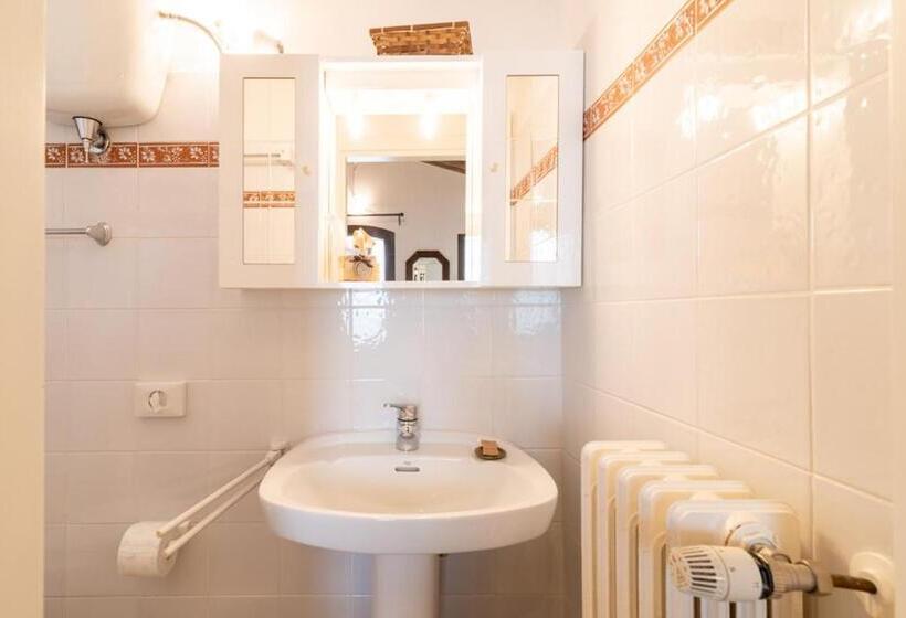 スタンダードルーム, B&b Villa Cardeto