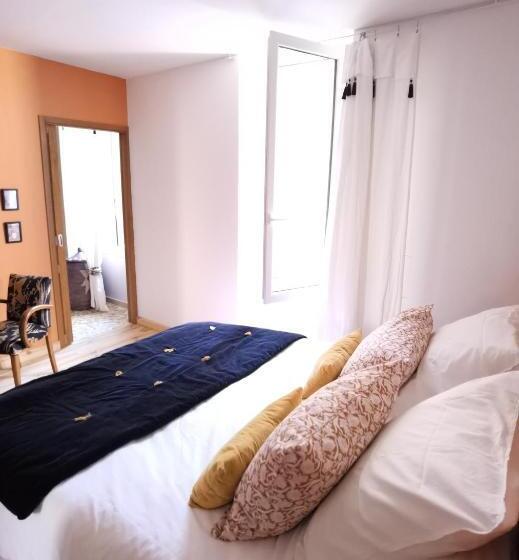 Номер Deluxe, Le 42 Escapade En Provence Petit Déjeuner En Option