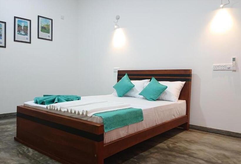 キングサイズベッドのスタンダードルーム, Green View Weligama