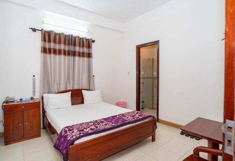 اتاق استاندارد با تخت بزرگ, Lyly