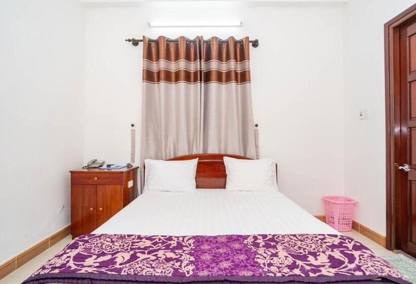 اتاق استاندارد با تخت بزرگ, Lyly