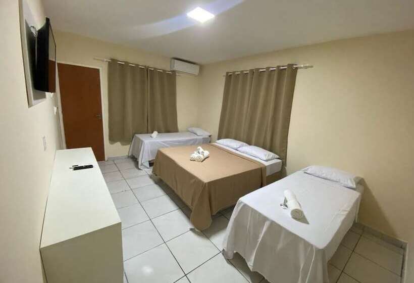 חדר סטנדרט לארבעה, Pousada Manaíra