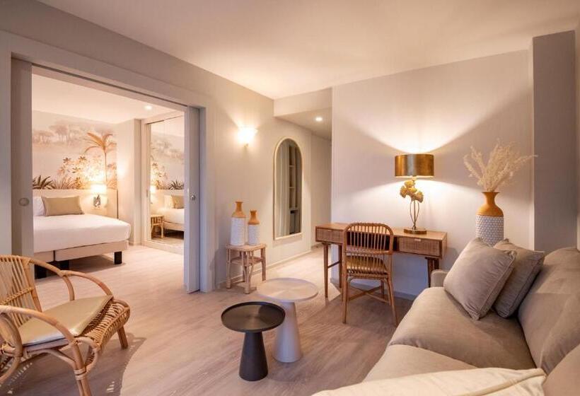 Люкс Повышенной Комфортности, Résidence Hôtelière Chambord Au Coeur De Menton   Entièrement Rénovée