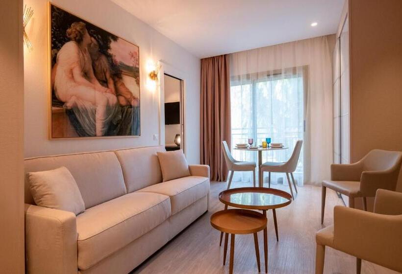 Апартаменты Deluxe 1 Спальня, Résidence Hôtelière Chambord Au Coeur De Menton   Entièrement Rénovée