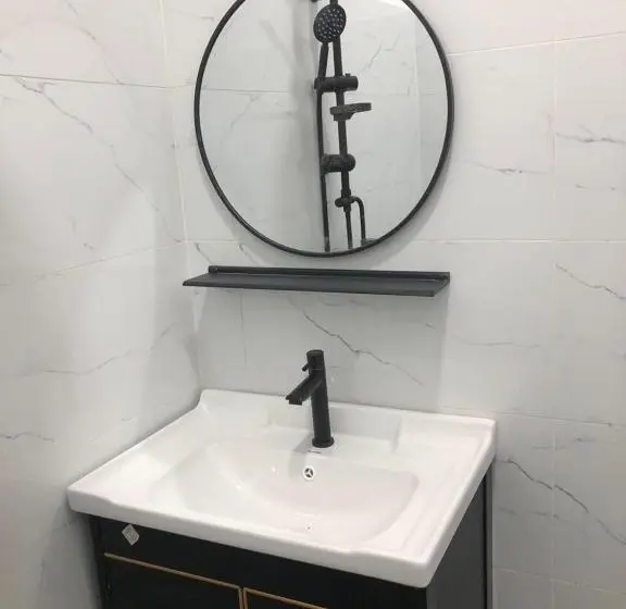 エコノミールーム, Skyn Smart Home