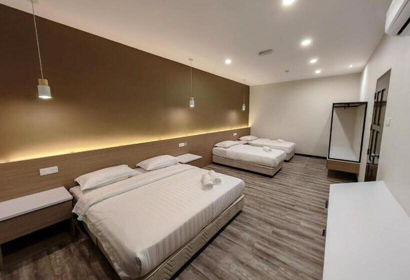 חדר משפחתי, Star