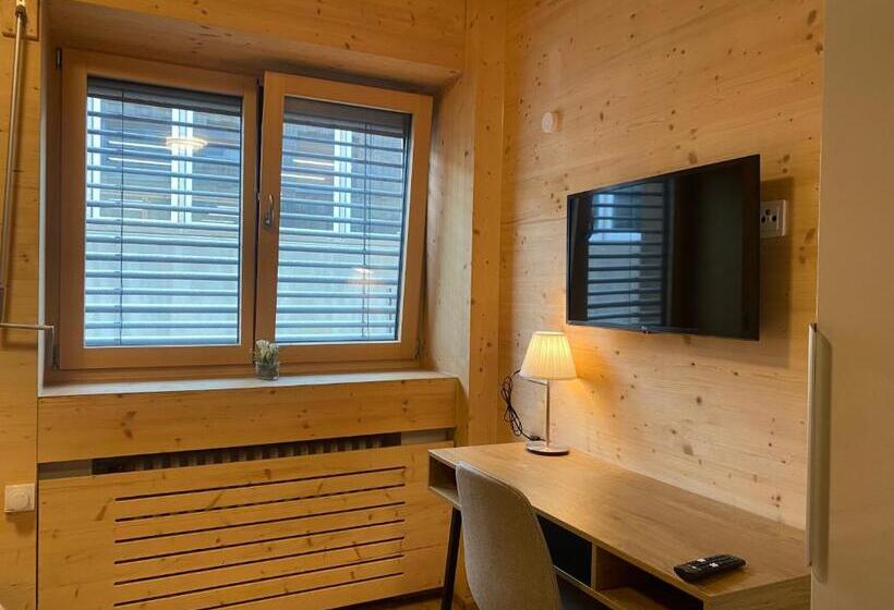 スタンダードルーム, W&g