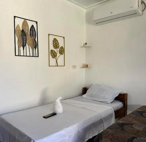 ファミリールーム, Trisha Guesthouse