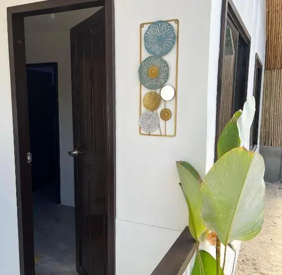 デラックスルーム, Trisha Guesthouse